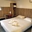 Brit Hotel Plaisance A9/A61
