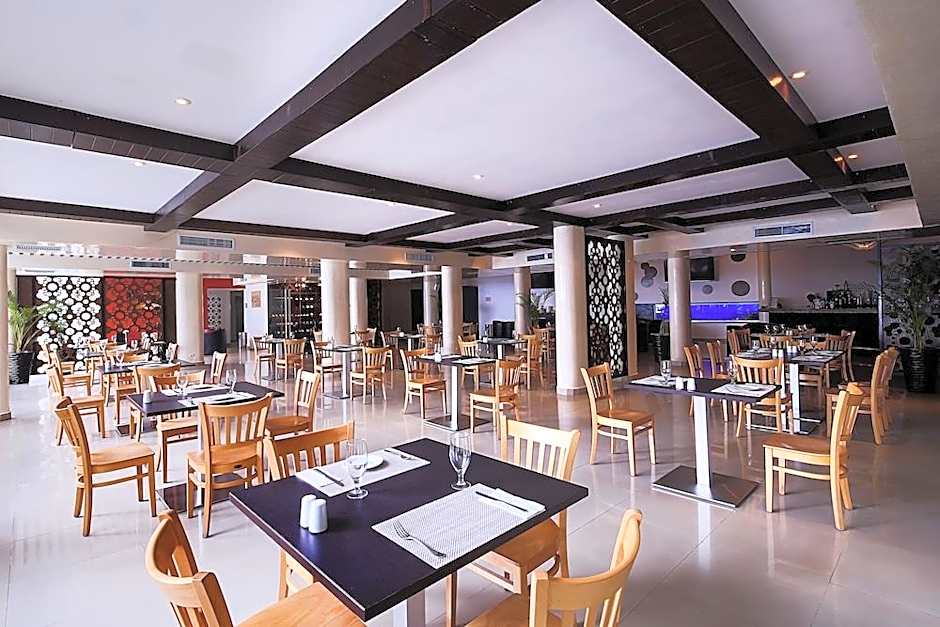 Le Reve by Mij - Beachfront Hotel