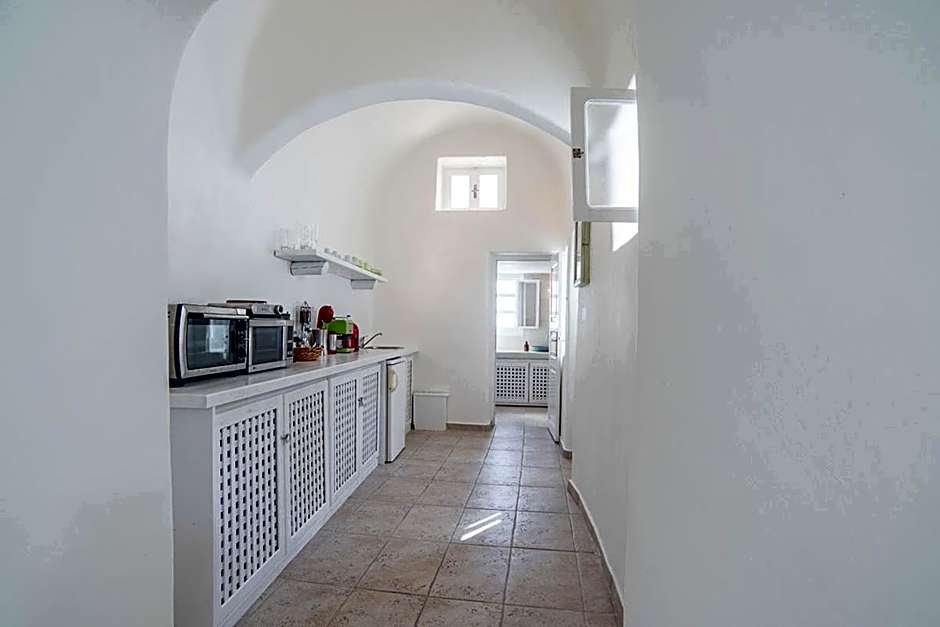 Blue Dolphins Apartments