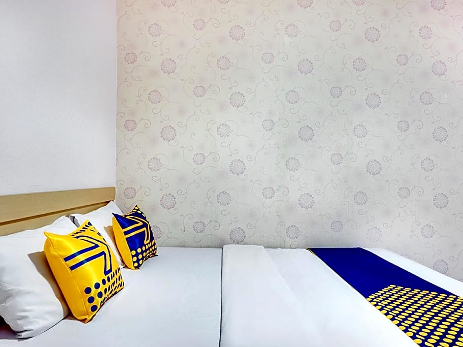 SPOT ON 2214 Wisma Jampea