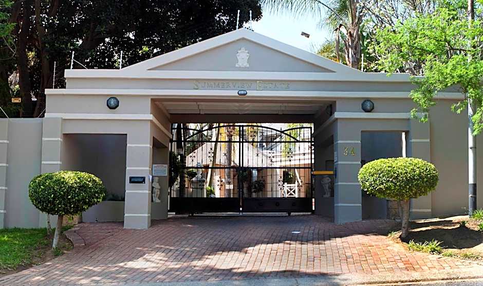 Summerview Guest Lodge