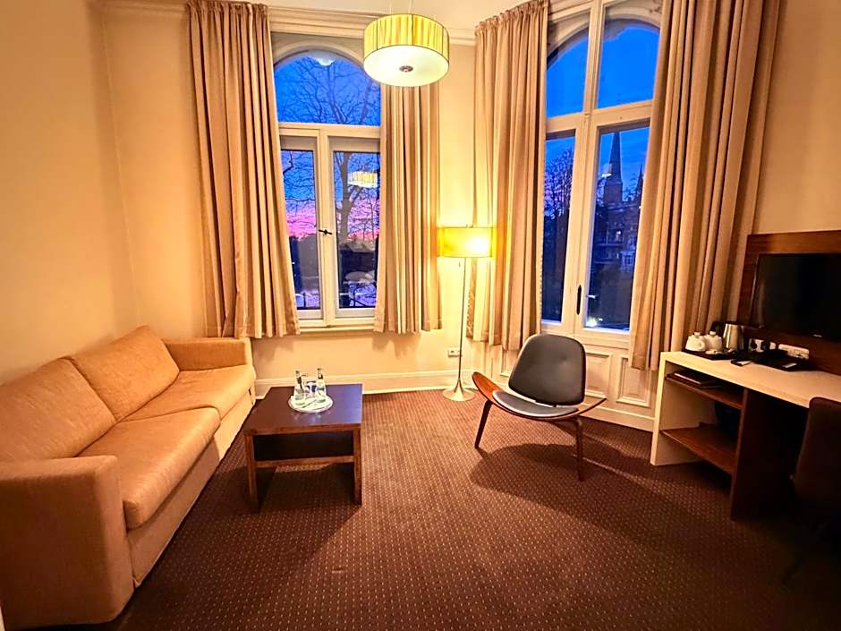Hotel Excellent