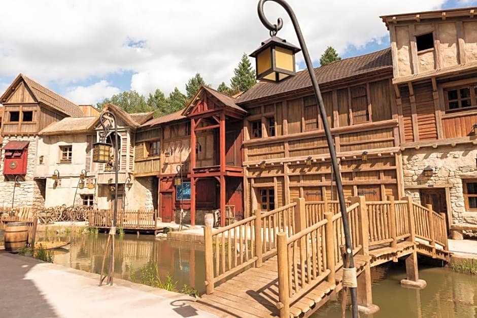 Les Quais de Lutece Hotel