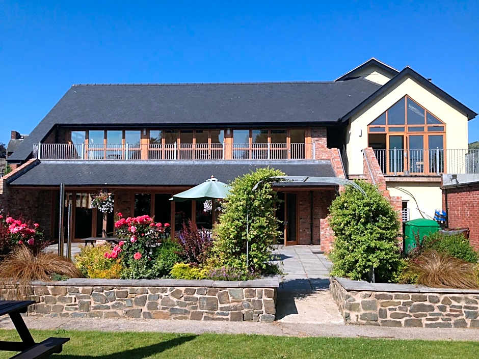 The Elephant & Castle Hotel