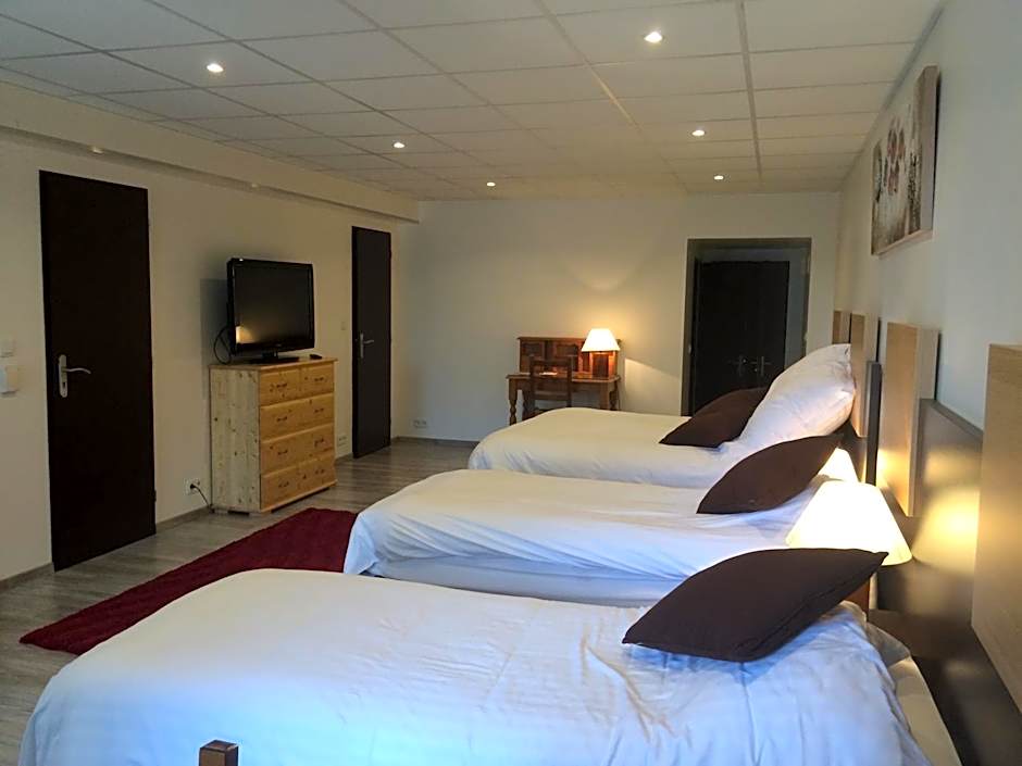 Auberge de la Petite Ferme, Super-Besse Est, The Originals Relais