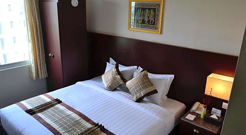 Hotel Broadway Yangon