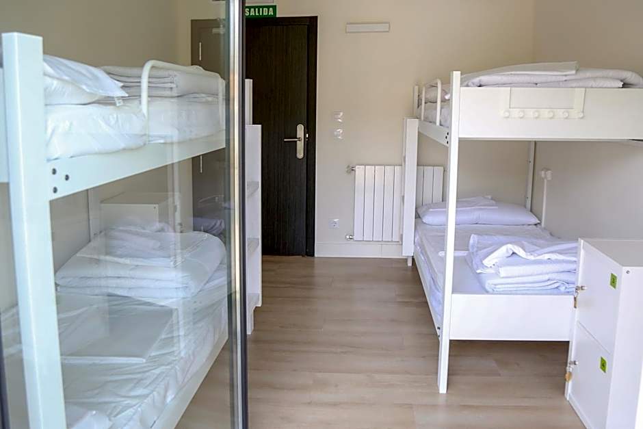 ATERPE KANPEZU HOSTEL
