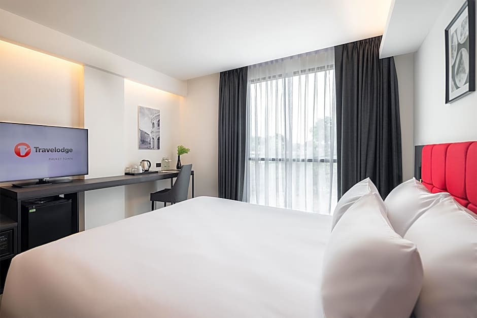 Travelodge Phuket Town