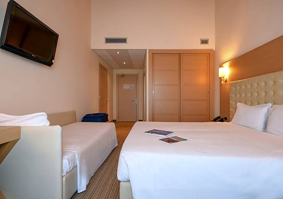 Hotel Parchi Del Garda