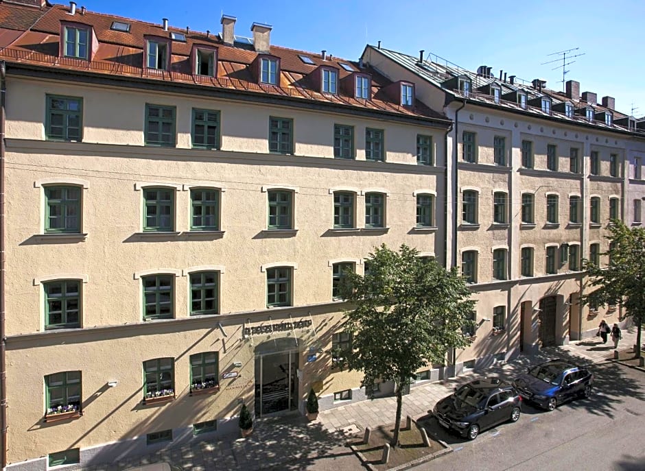 MAXIMILIAN MUNICH Apartments & Hotel