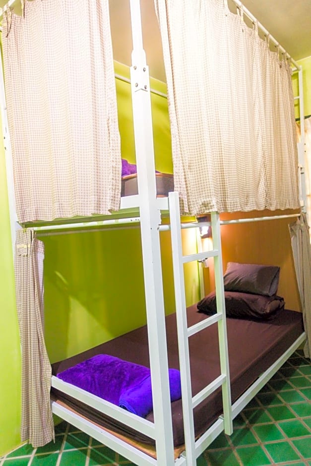 Plus Hostel Ayutthaya