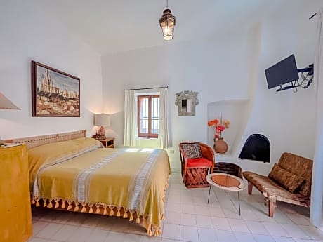 Deluxe Double or Twin Room