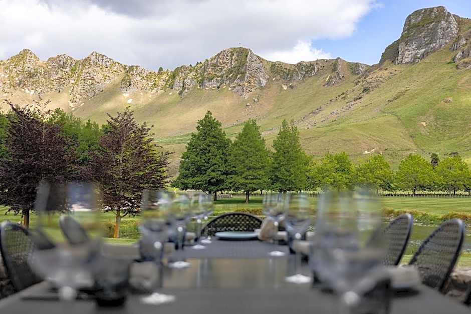 Craggy Range Luxury Vineyard Retreat