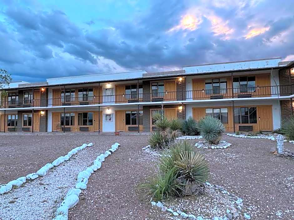 Landmark Lookout Lodge