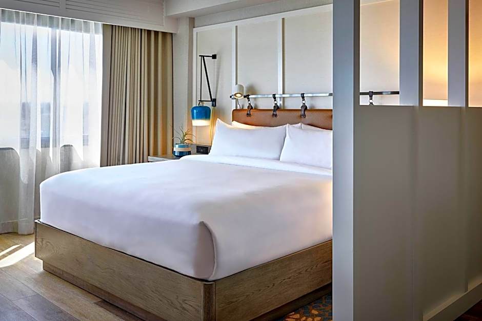 Westdrift Manhattan Beach, Autograph Collection by Marriott