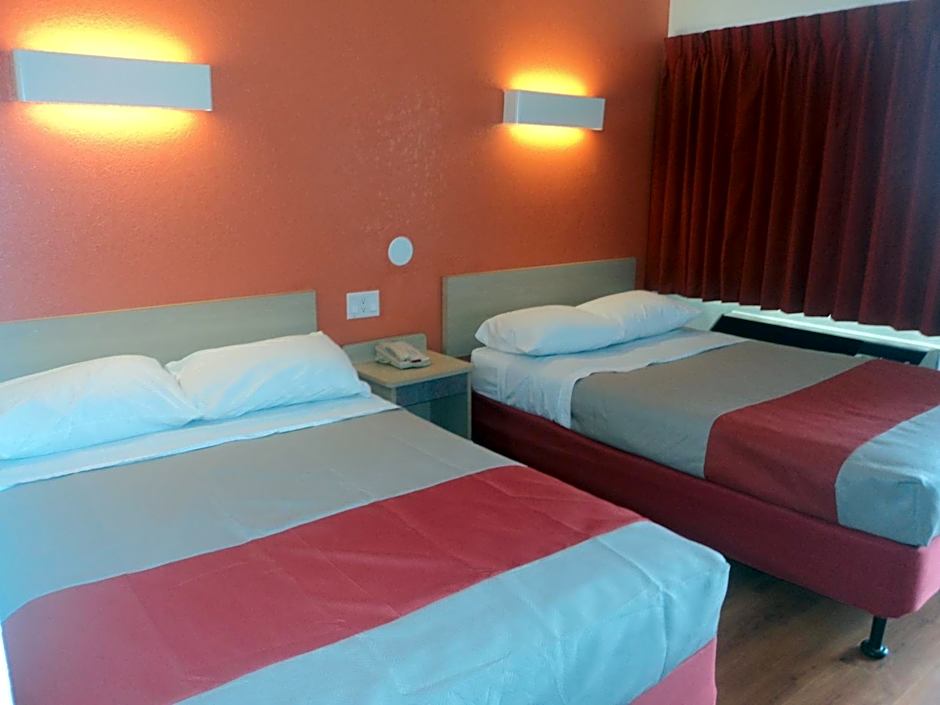 Motel 6 Albuquerque Northeast