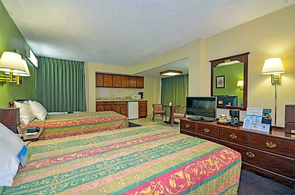 Photo 1 of 3 of Deluxe 2 Double Beds