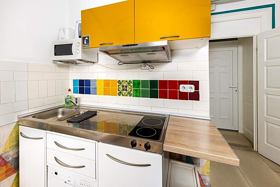 Amber Gardenview Studios Downtown