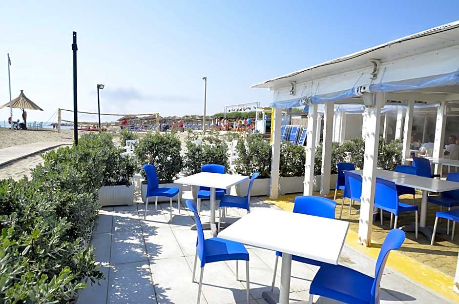 African Beach Hotel-Residence