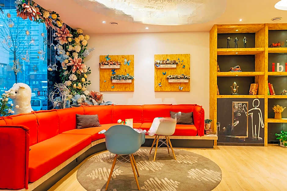 Ibis Taiyuan Qinxian Street Hotel