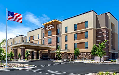 1 King Hearing Acc Roll-In Shower