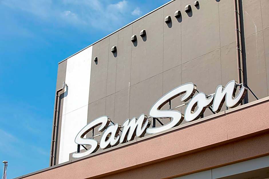 Samson Hotel