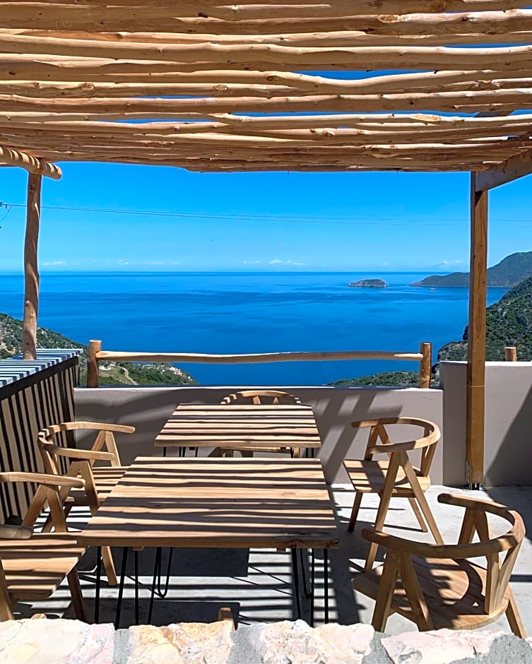 Aletri Swim Up Boutique Hotel