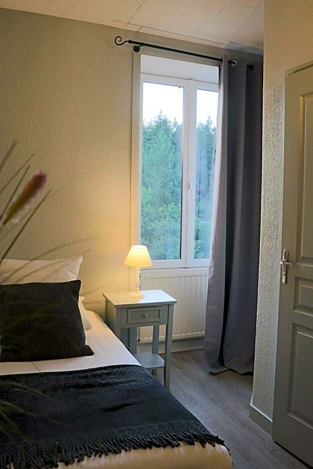 Logis Hôtel Restaurant La Brasserie