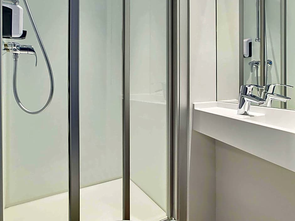 hotelF1 Paris Gennevilliers