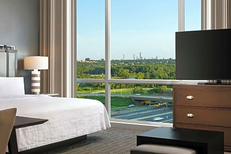Suite with Two Queen Beds and City View - Non-Smoking