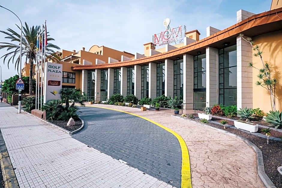 Grand Muthu Golf Plaza Hotel