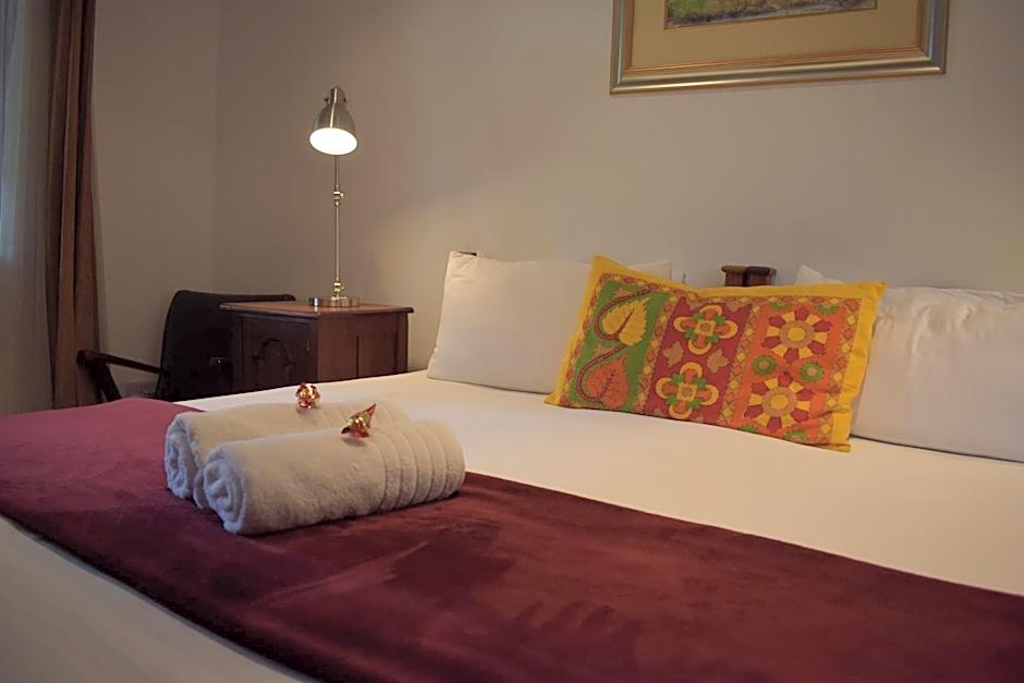 Greenleaf Guest Lodge