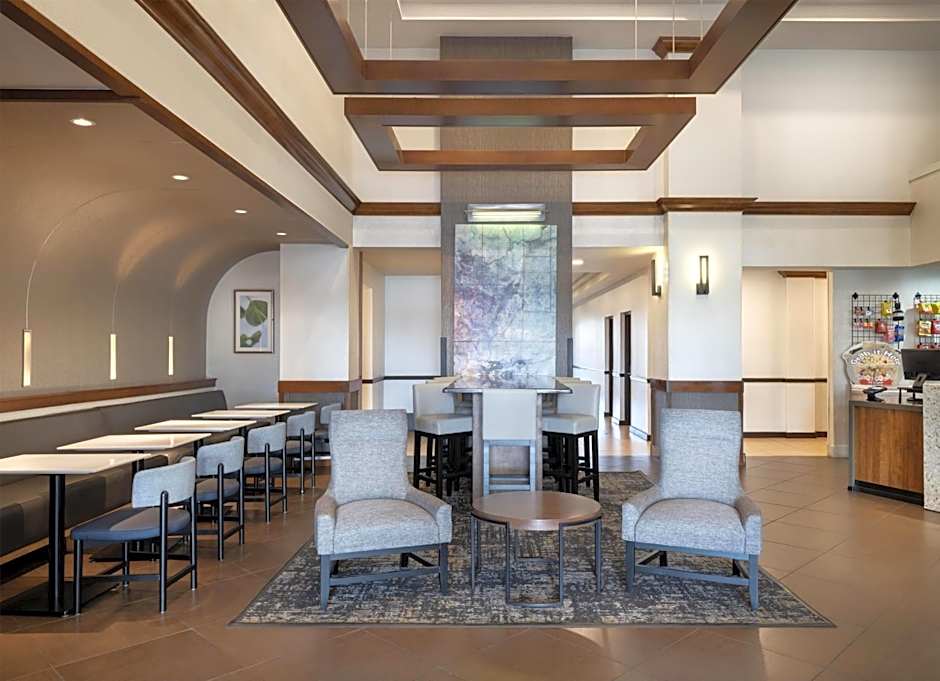 Hyatt Place Lakeland Center