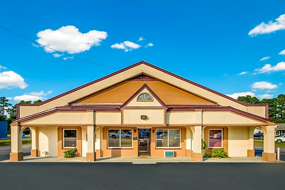 Red Roof Inn Santee