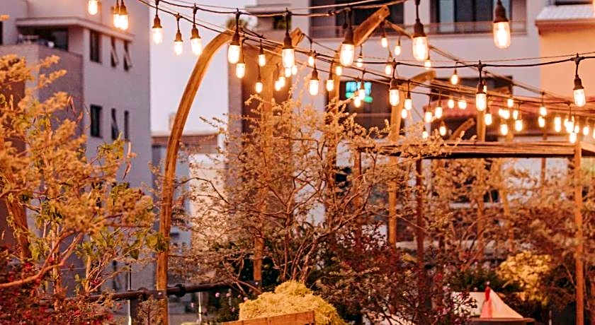 U.I.J Hotel&Hostel (UIJ)