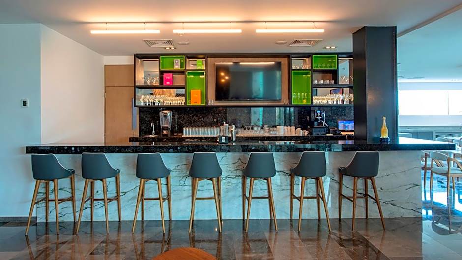 Holiday Inn Hotel And Suites Merida La Isla By IHG