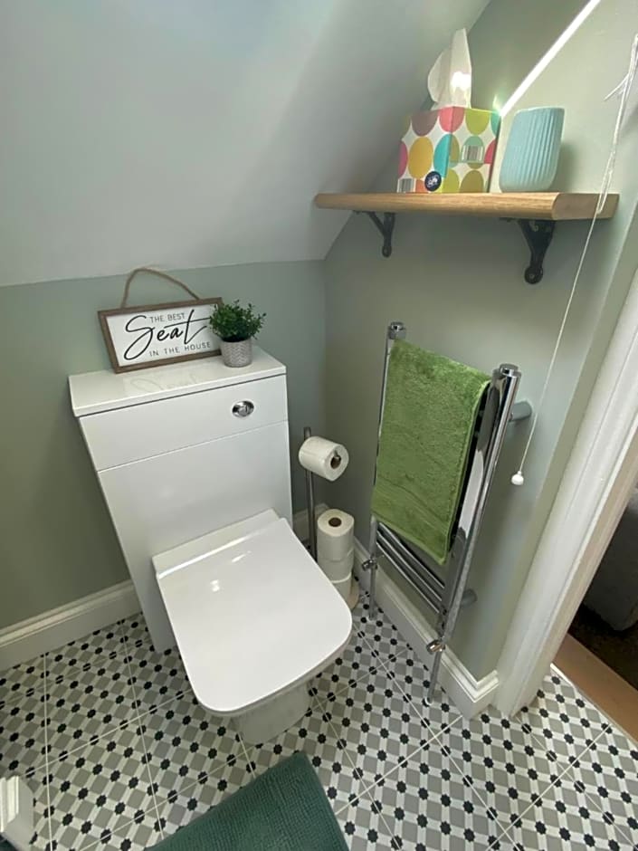 East Llanteg Guest House