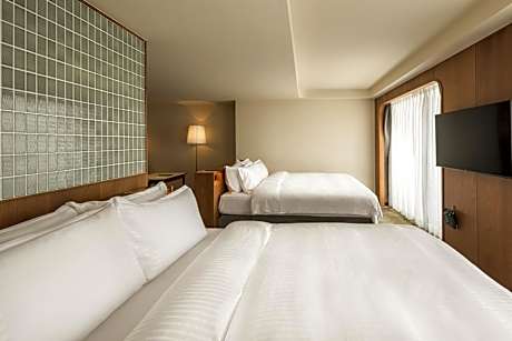 Deluxe Double Room with Bath