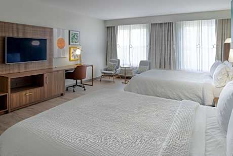 Standard Queen Room with Two Queen Beds - Communications Accessible