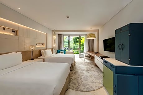 Wana Pool Access Room