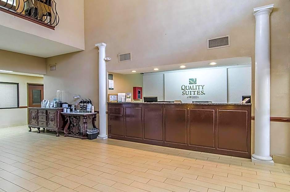 Quality Suites Graham - Burlington South