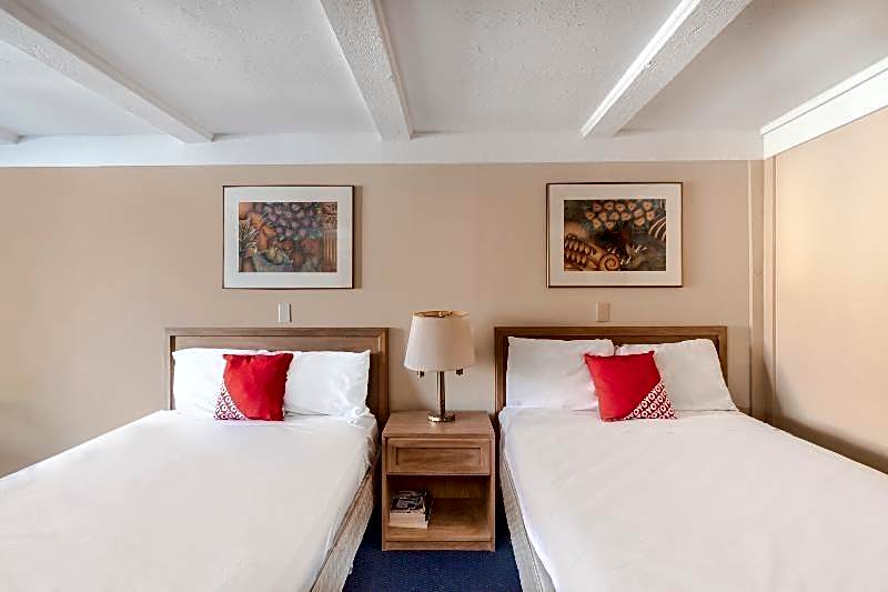 OYO Hotel Wadsworth OH I-76