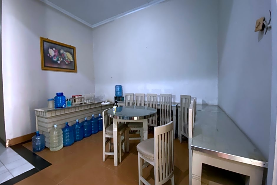 OYO 92471 Hasma Jaya Syariah