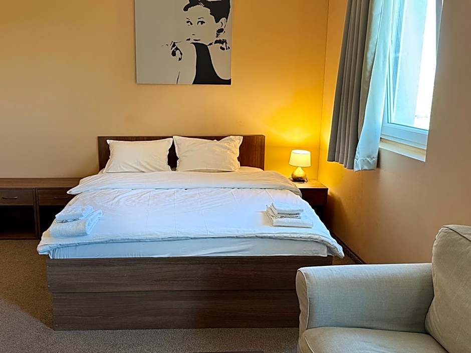 Apartments Sofia Airport free shuttle and parking