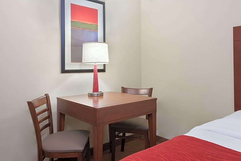 Comfort Inn Fayetteville near Fort Bragg