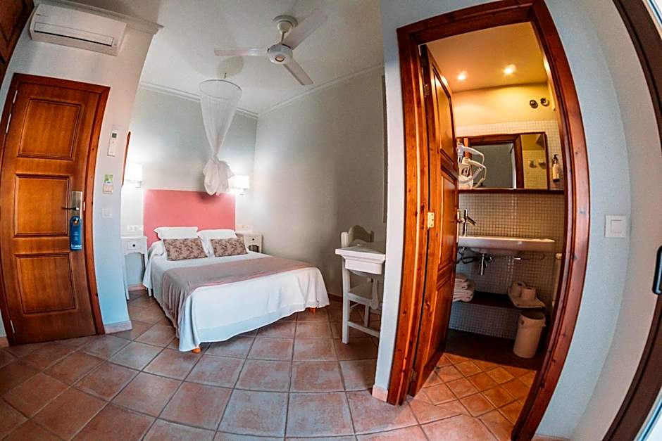 Hostal la Savina