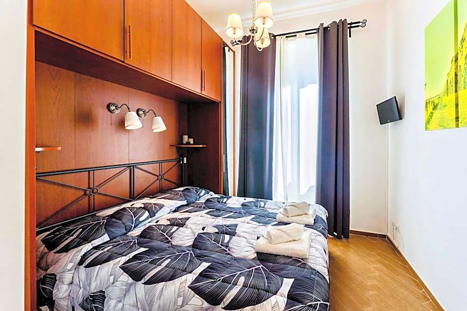 MICLAD Colosseum Guest House