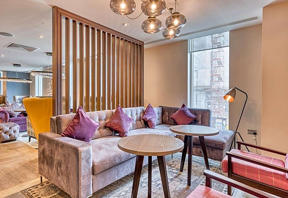 Premier Inn London Docklands - Canning Town