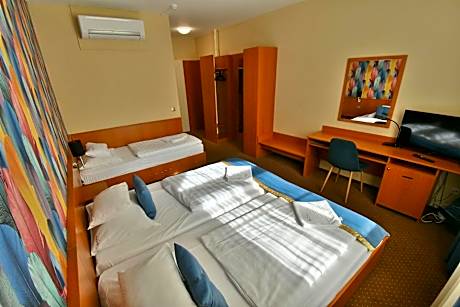 Twin Room with Extra Bed