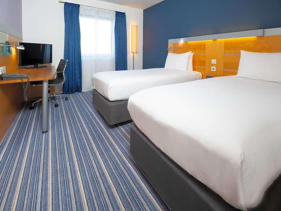 Holiday Inn Express Stevenage By IHG